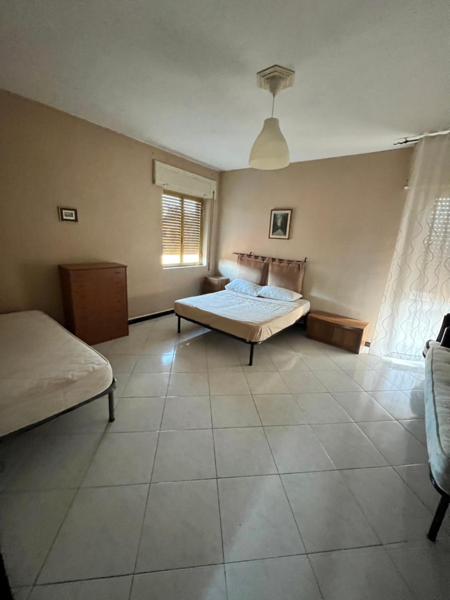 Neapolitan Rooms Exterior photo